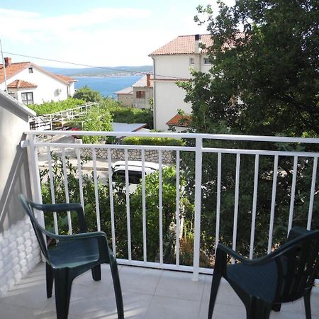 Apartments Nives Crikvenica Eksteriør bilde