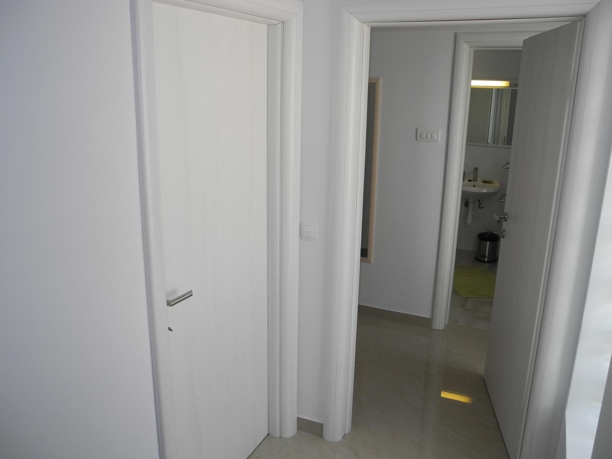 Apartments Nives Crikvenica Eksteriør bilde