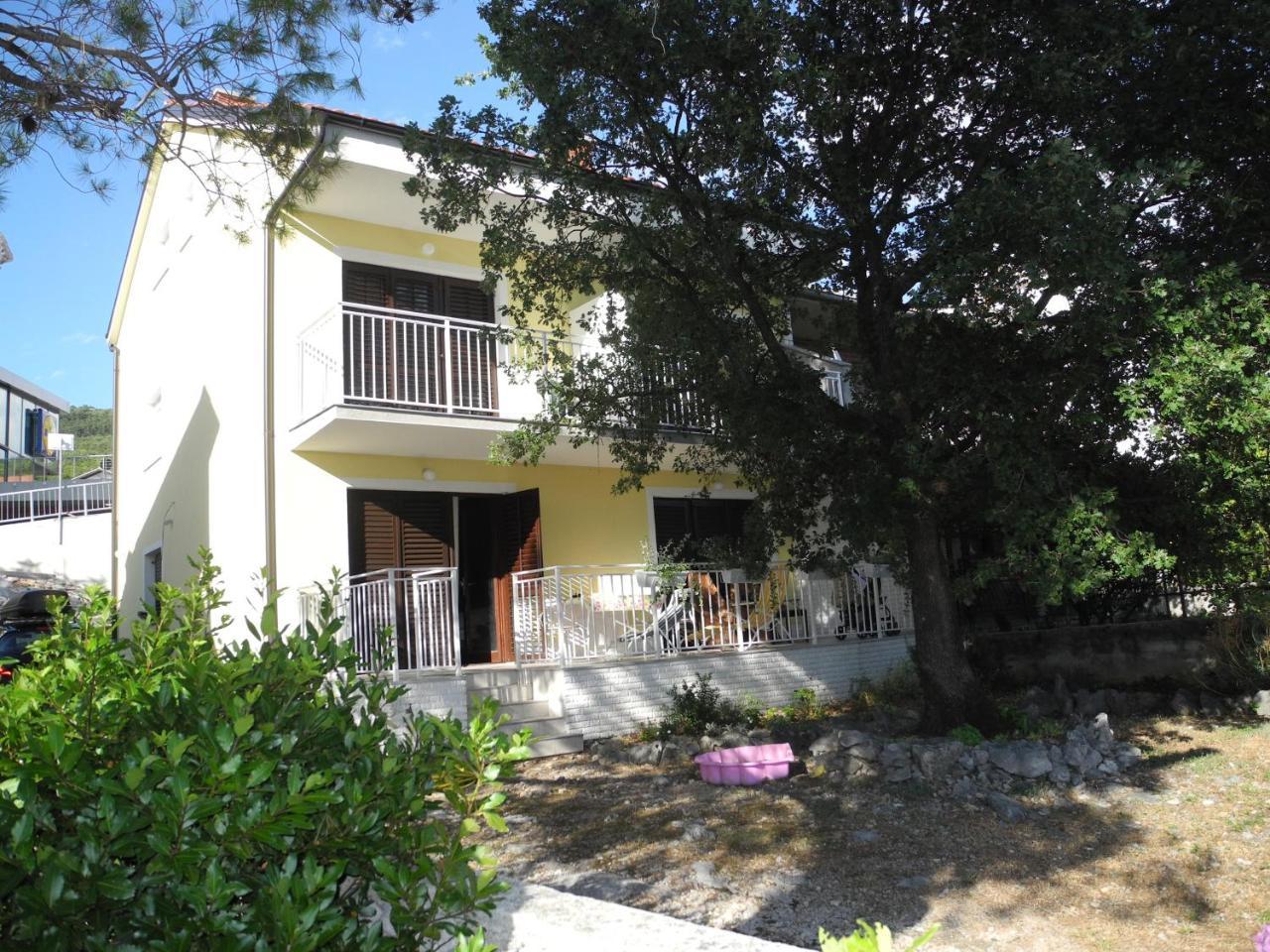Apartments Nives Crikvenica Eksteriør bilde